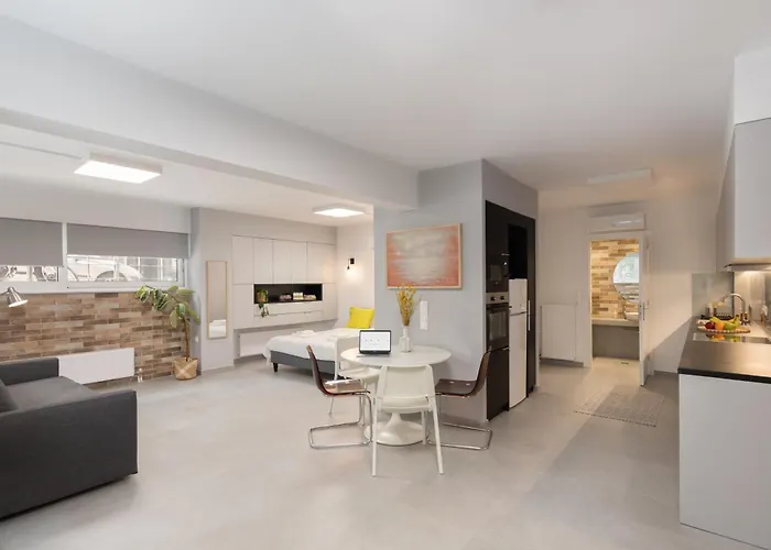 Stylish Apt Downtown